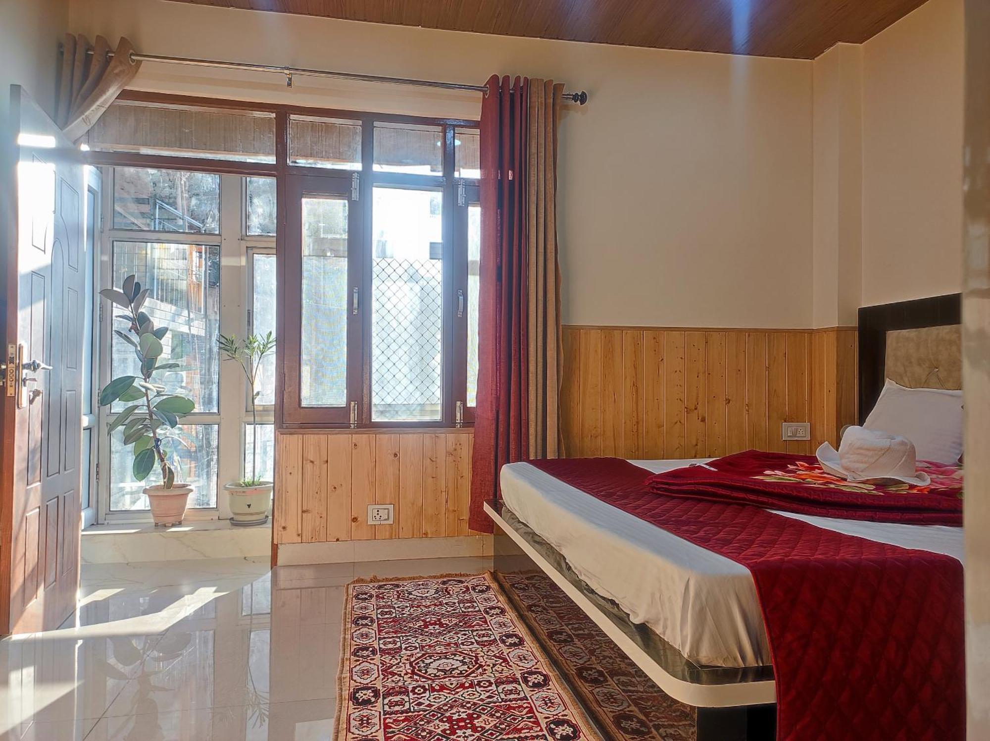 Vintage Woods Inn Shimla Esterno foto