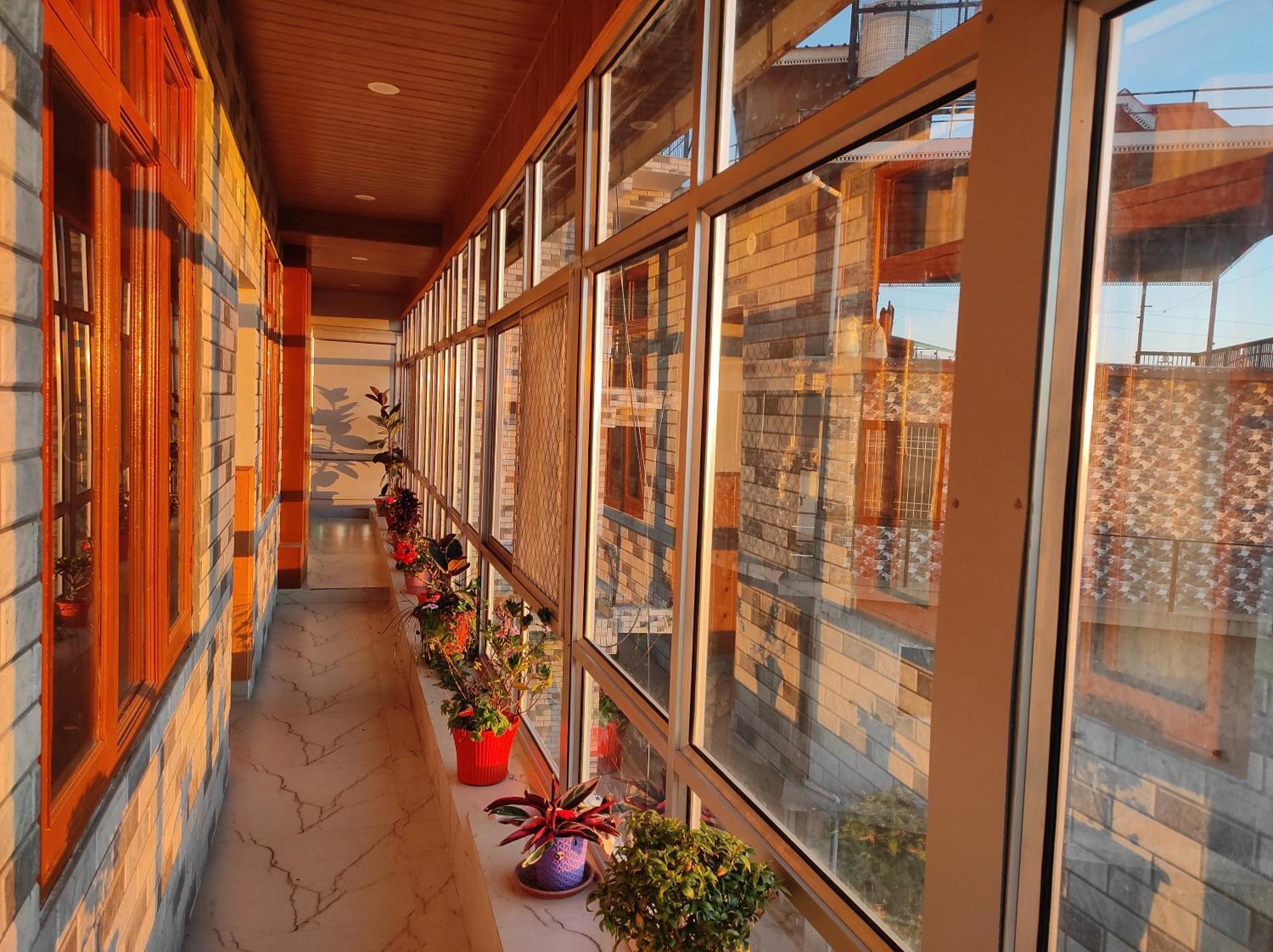 Vintage Woods Inn Shimla Esterno foto